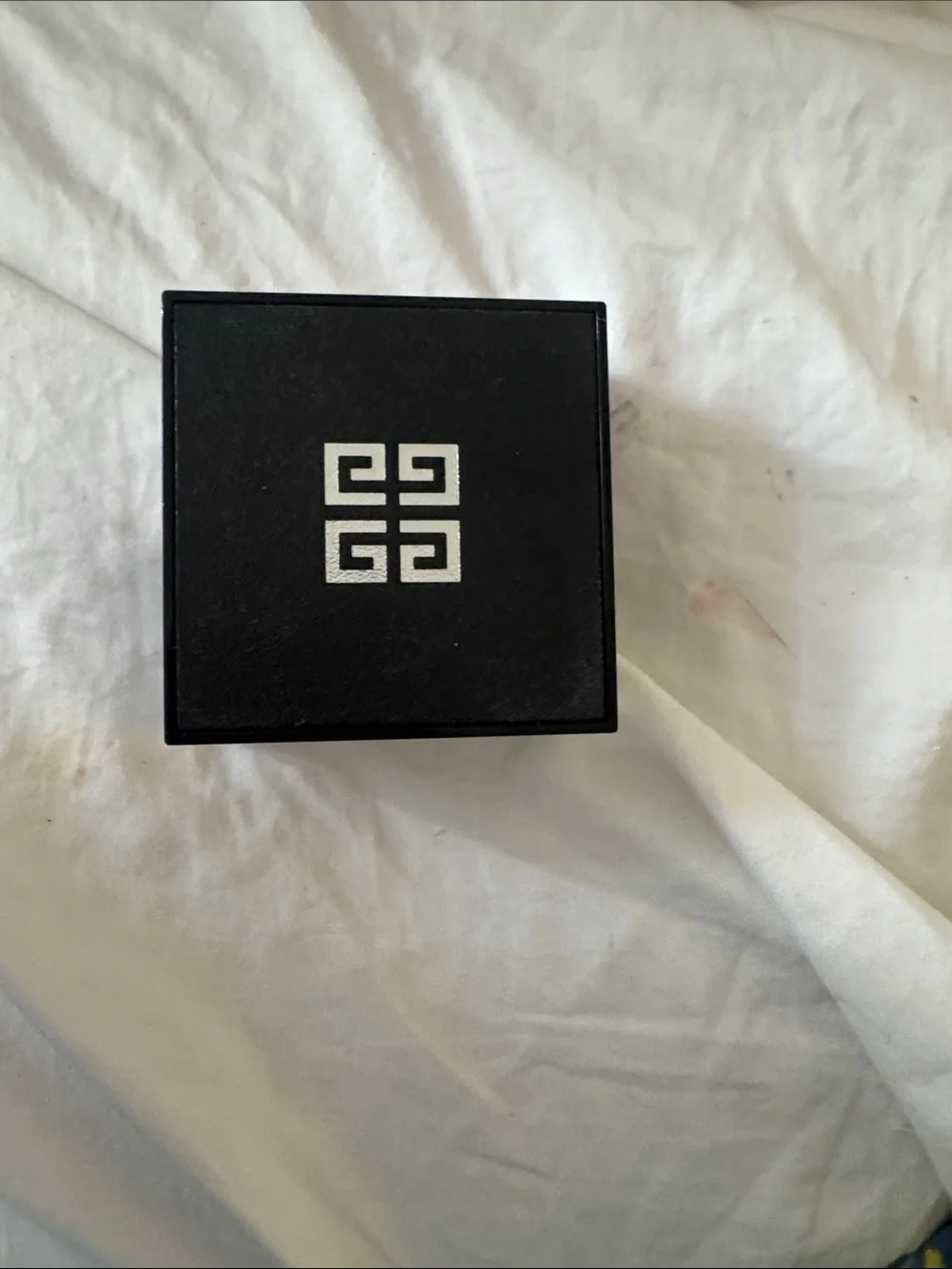Givenchy Prisme Libre powder, number one mousseline pastel original formula